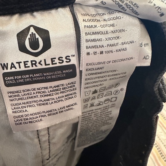 501® levis ORIGINAL HIGH RISE WOMEN'S SHORTS - Picture 6 of 9